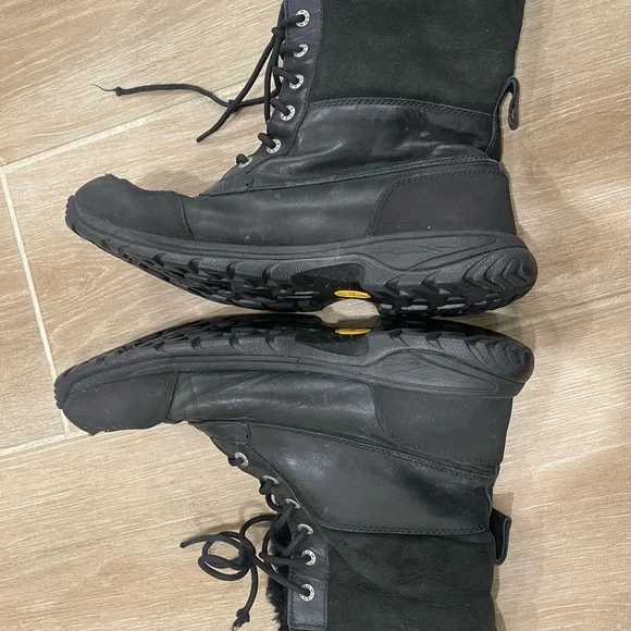 UGG Men's Butte boots in black waterproof leather size 12 - Picture 9 of 16
